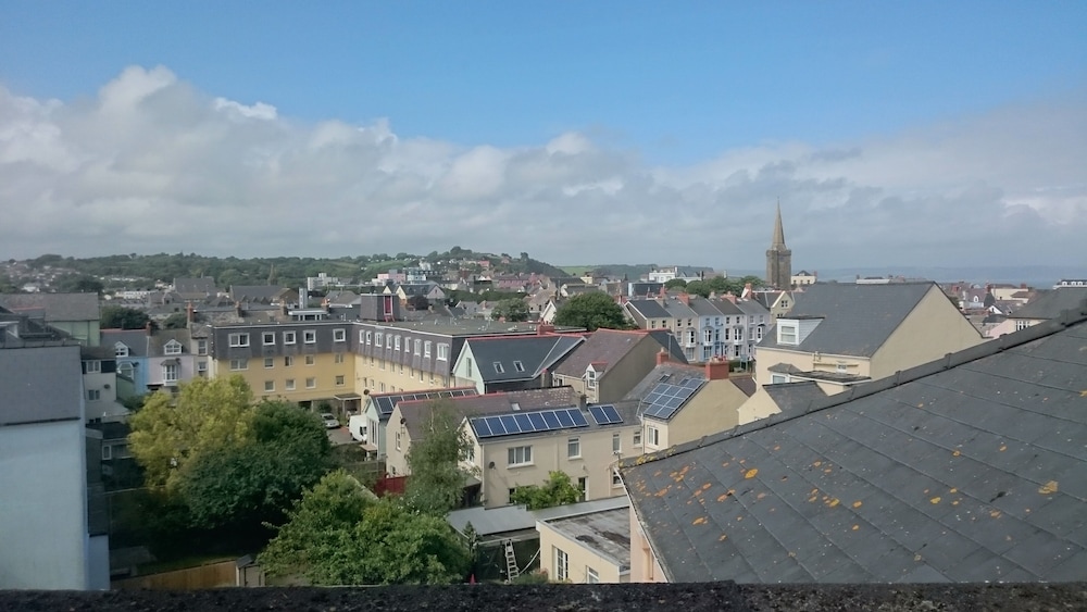 The Belgrave Hotel Tenby 55/62