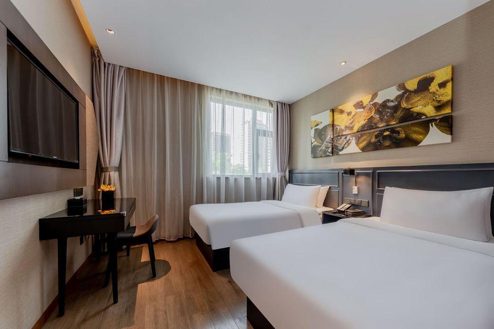 Twin Bed Room