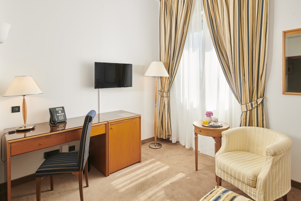 Grand Hotel Bonavia 66/74