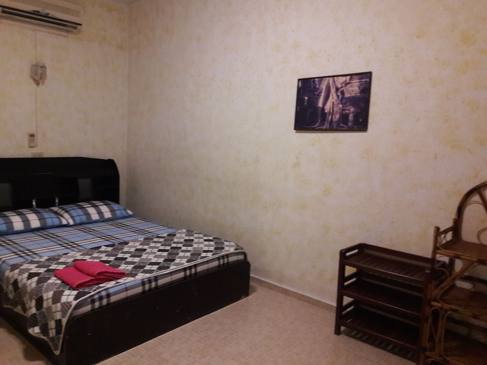 STANDARD, DOUBLE BED
