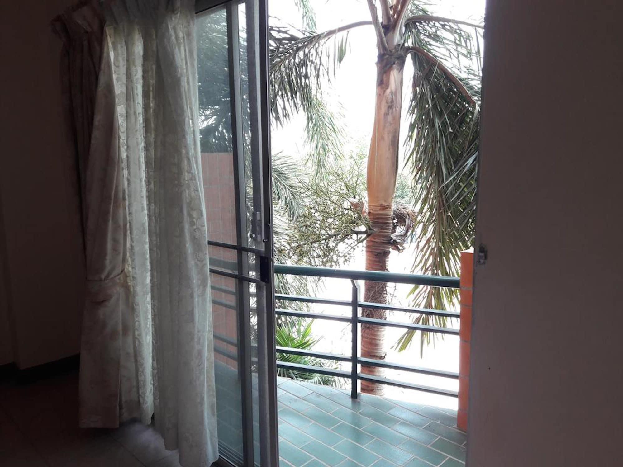 Rawanda Resort 7/60