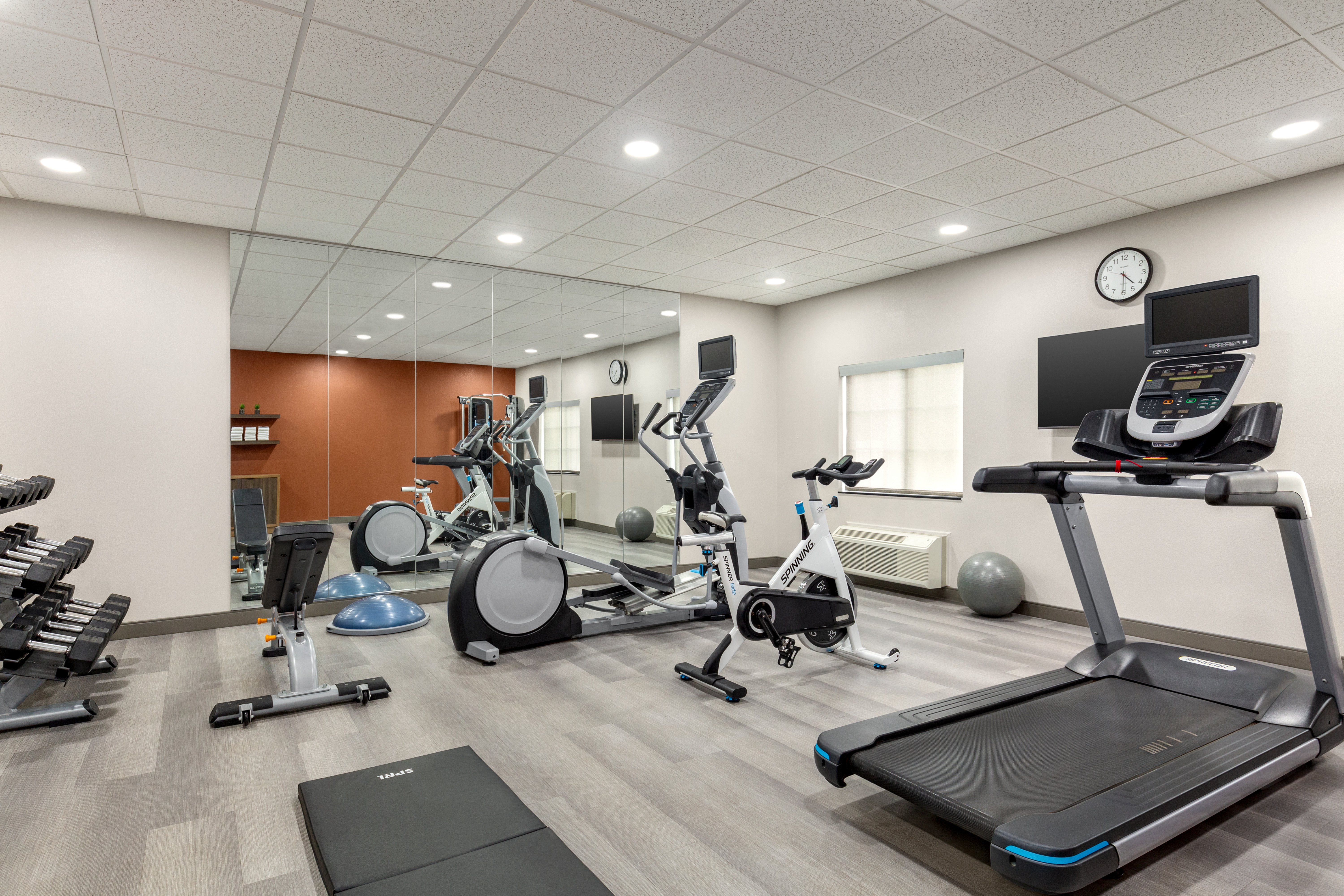 Candlewood Suites Tuscaloosa 35/77
