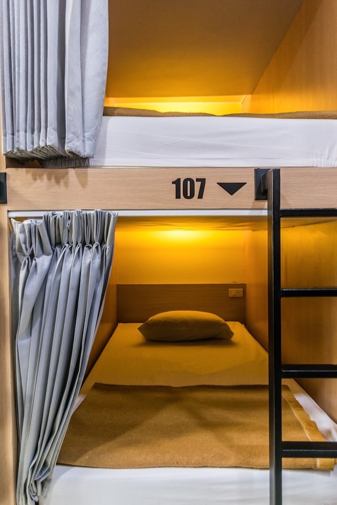 18 Coins Budget Hotel photo2