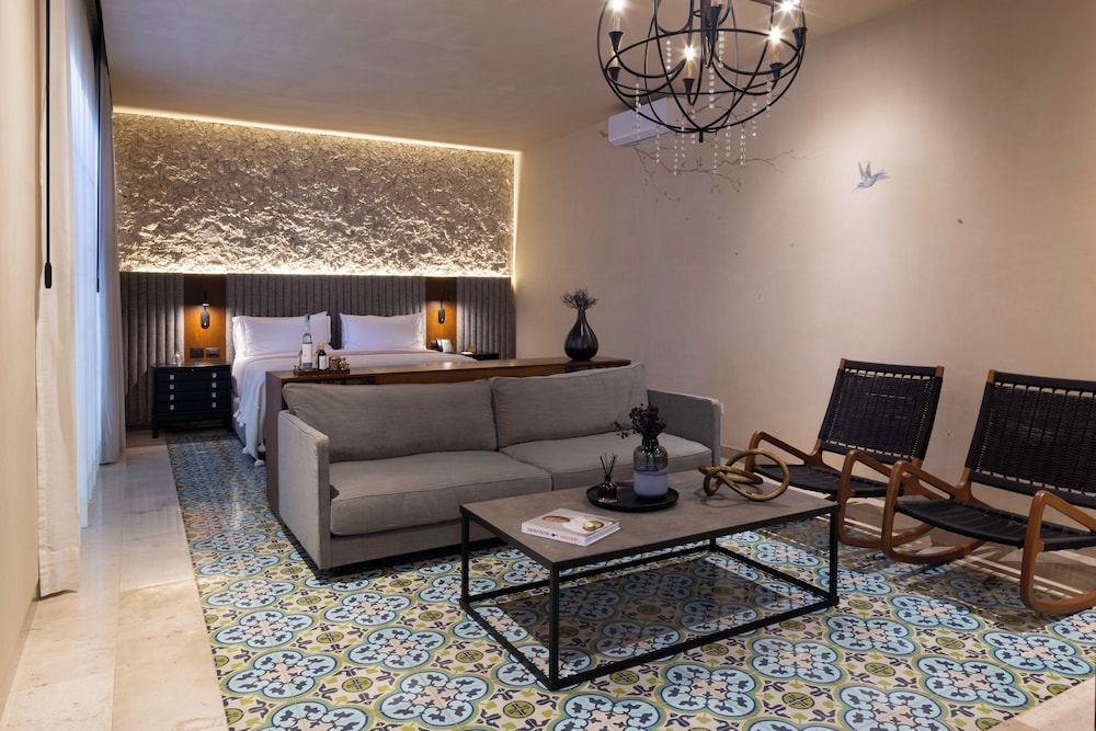 Adoro Hotel Boutique 30/50