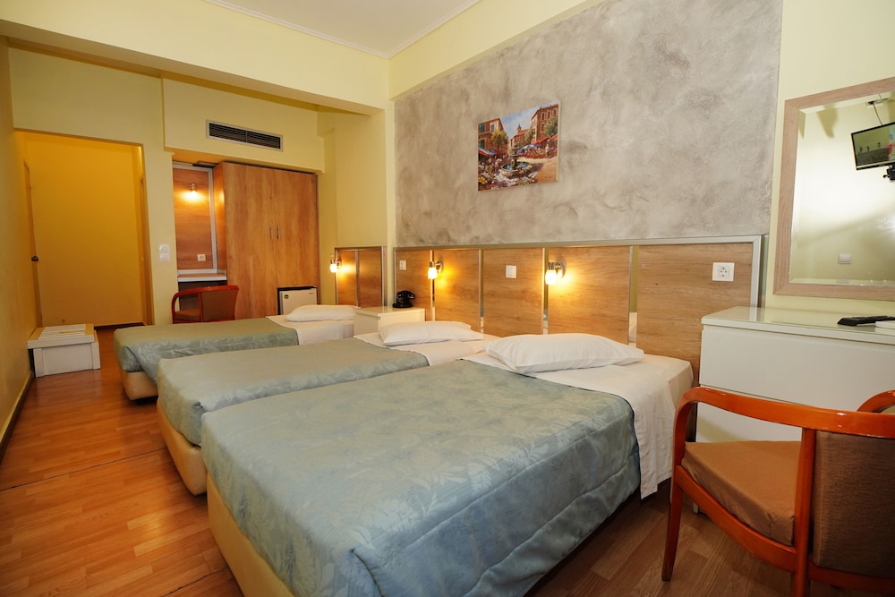 SOCRATES HOTEL 26/44