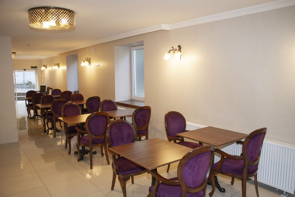 Petit Boutique Hotel 33/46