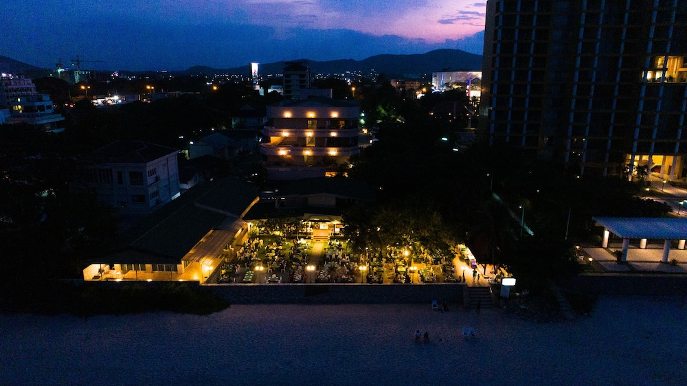 Sailom Hotel 2/65
