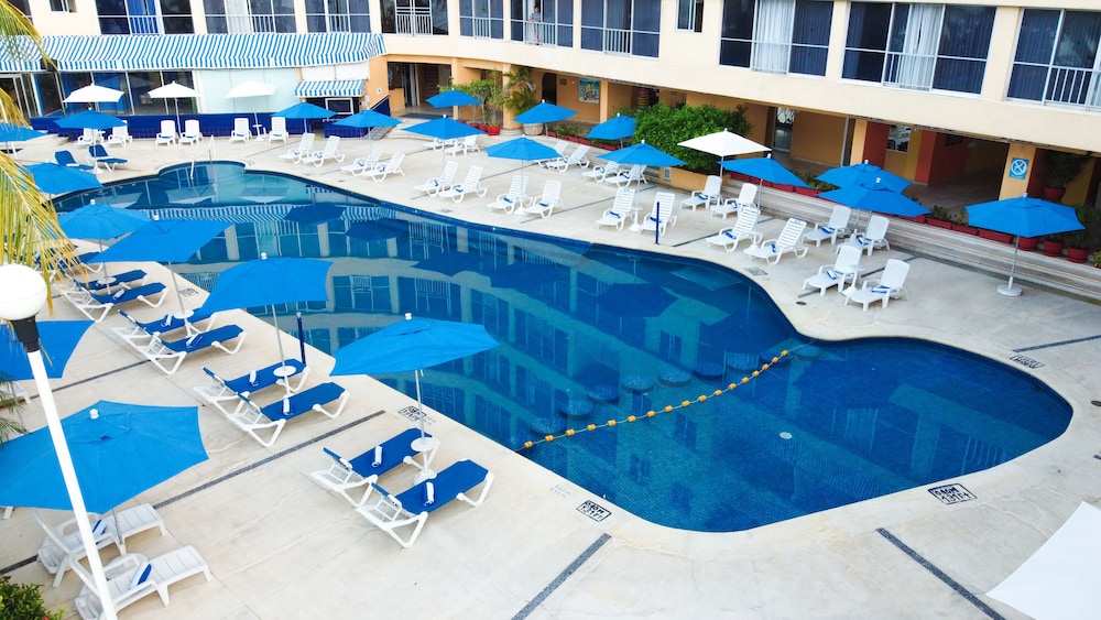 Ritz Acapulco 70/81
