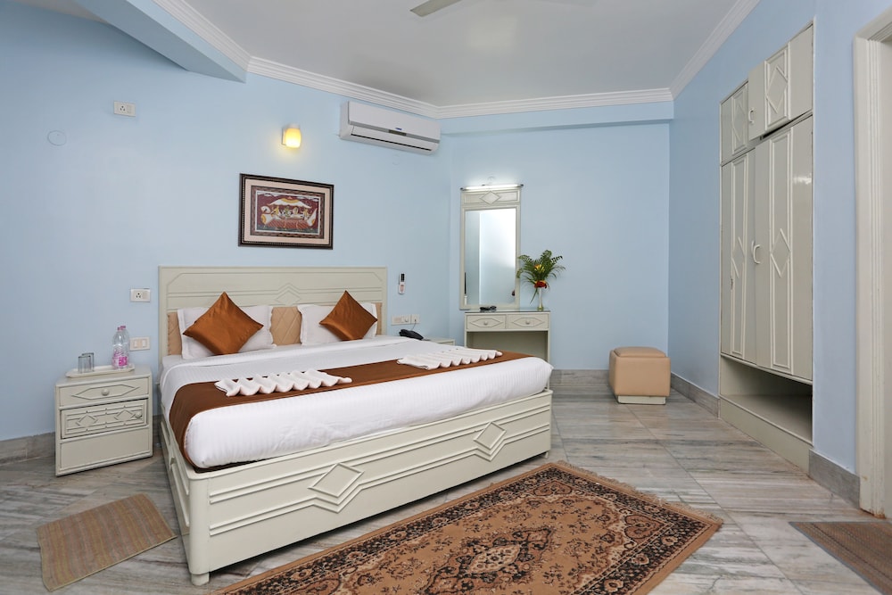 Hotel Niladri 11/25