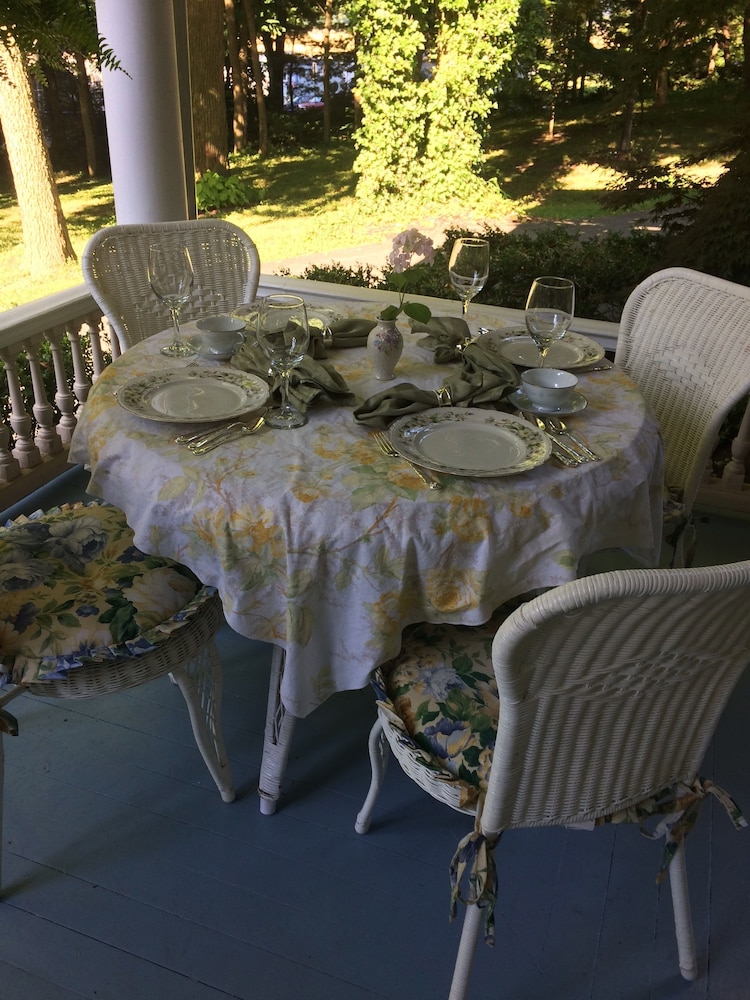 Susquehanna Manor Inn 34/42