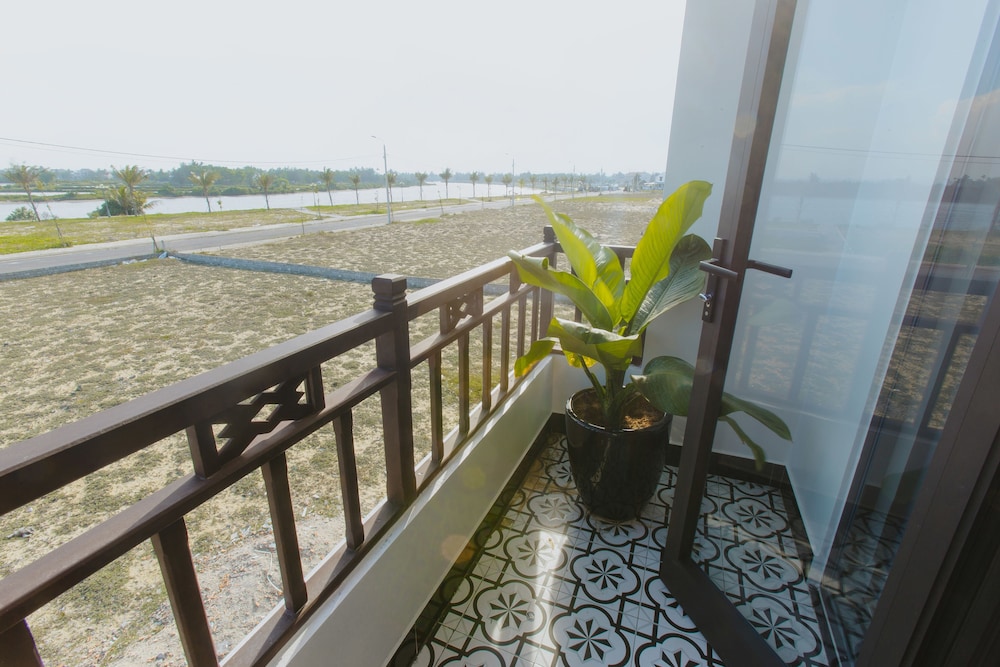 Home River Villa photo4