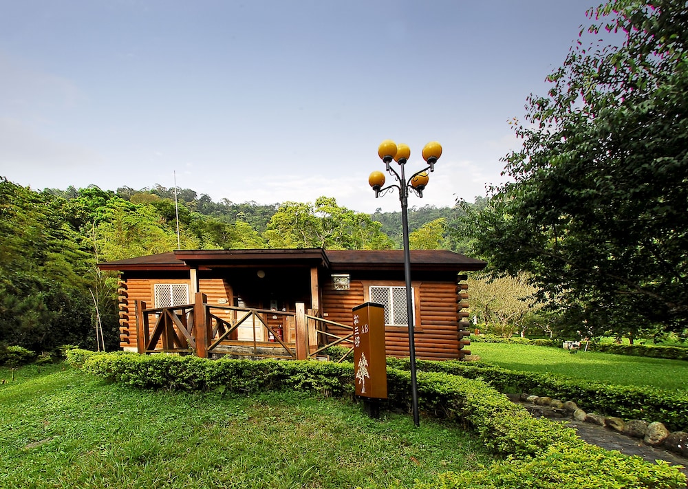 Sun Moon Lake Youth Activity Center Hostel 22/37