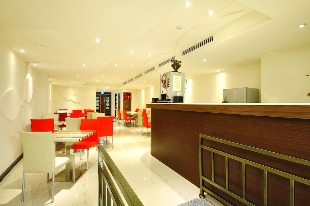 Bravo Hotel 10/43