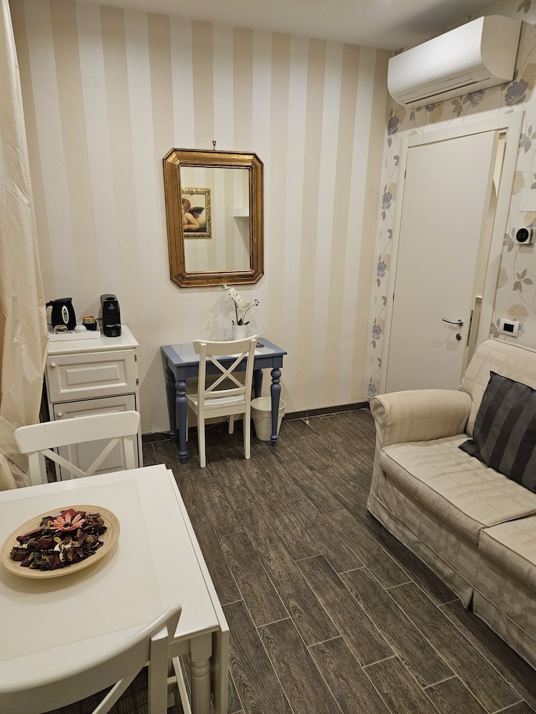 Locanda Di Mosconi 23/41