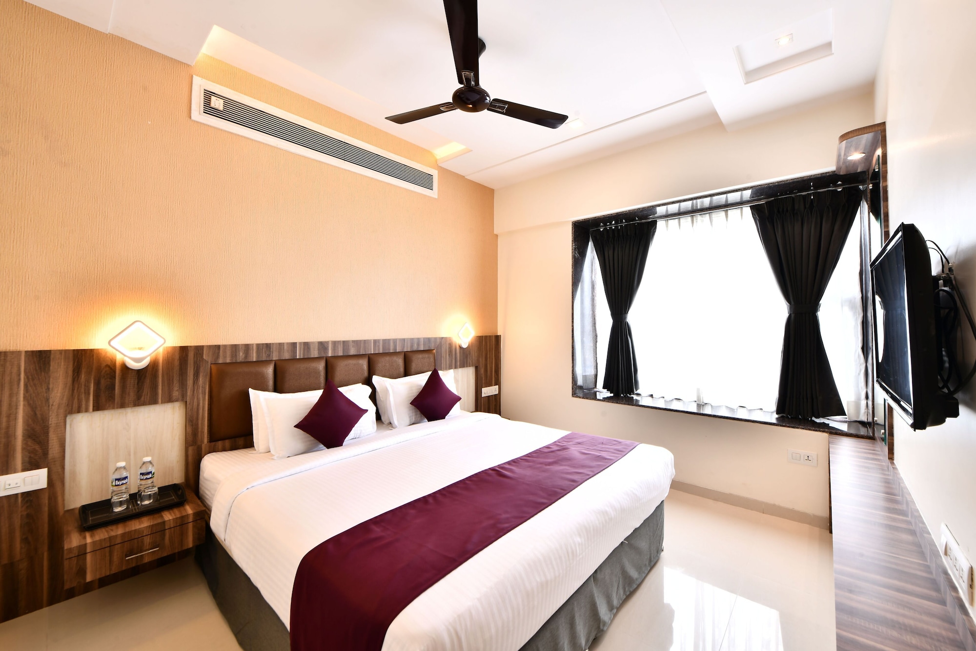 FAMILY SUITE, DOUBLE BED