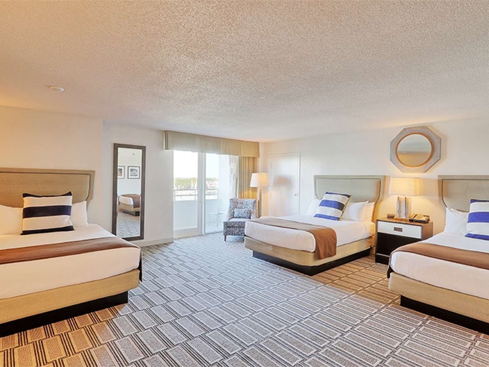 South Shore Harbour Resort & Conference Center 10/30