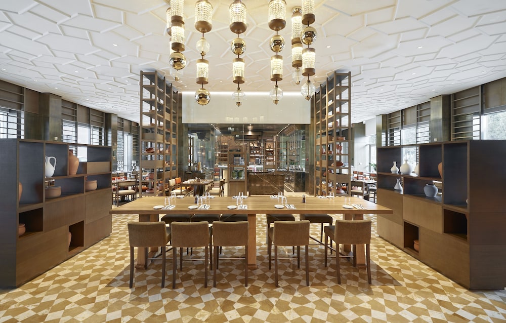 Hyatt Regency Tashkent 56/72