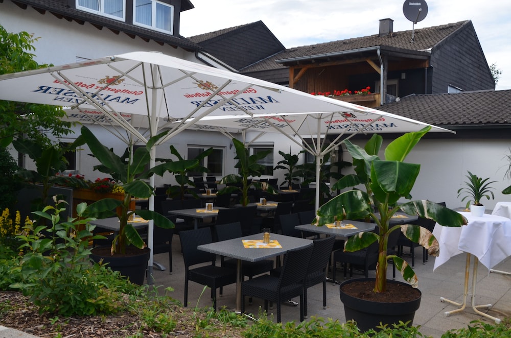 Tiptop Hotel Hirt 3/29