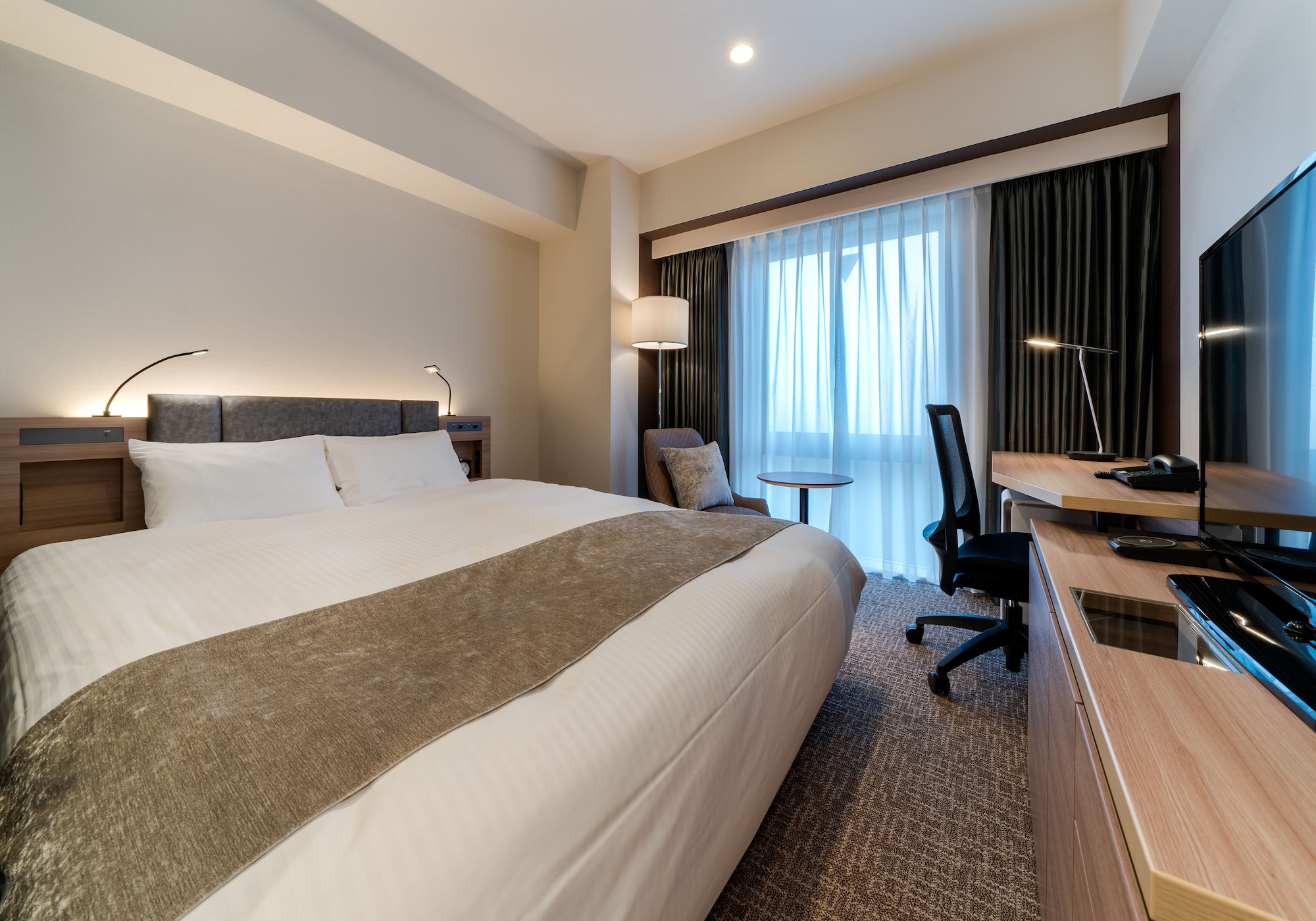 SUPERIOR, DOUBLE BED