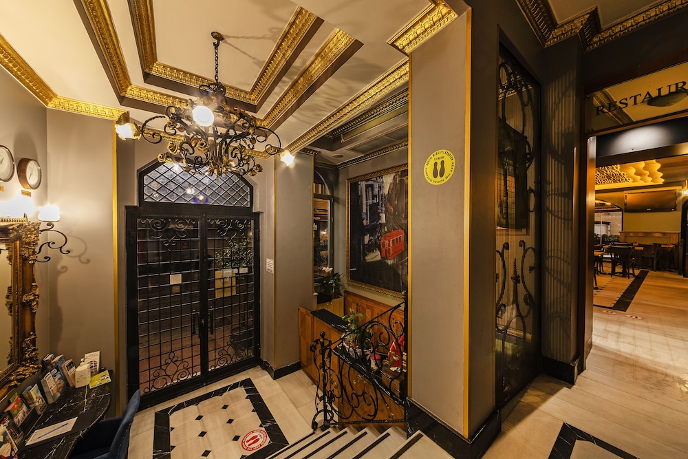 Santa Ottoman Hotel 36/41