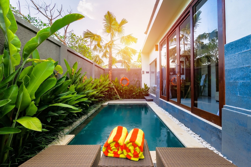 Aishwarya Exclusive Villas 45/50