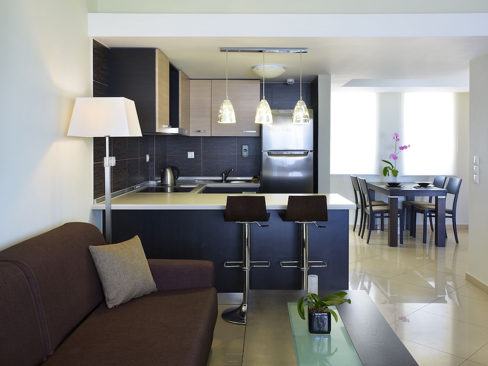 Macaris Suites And Spa 34/66