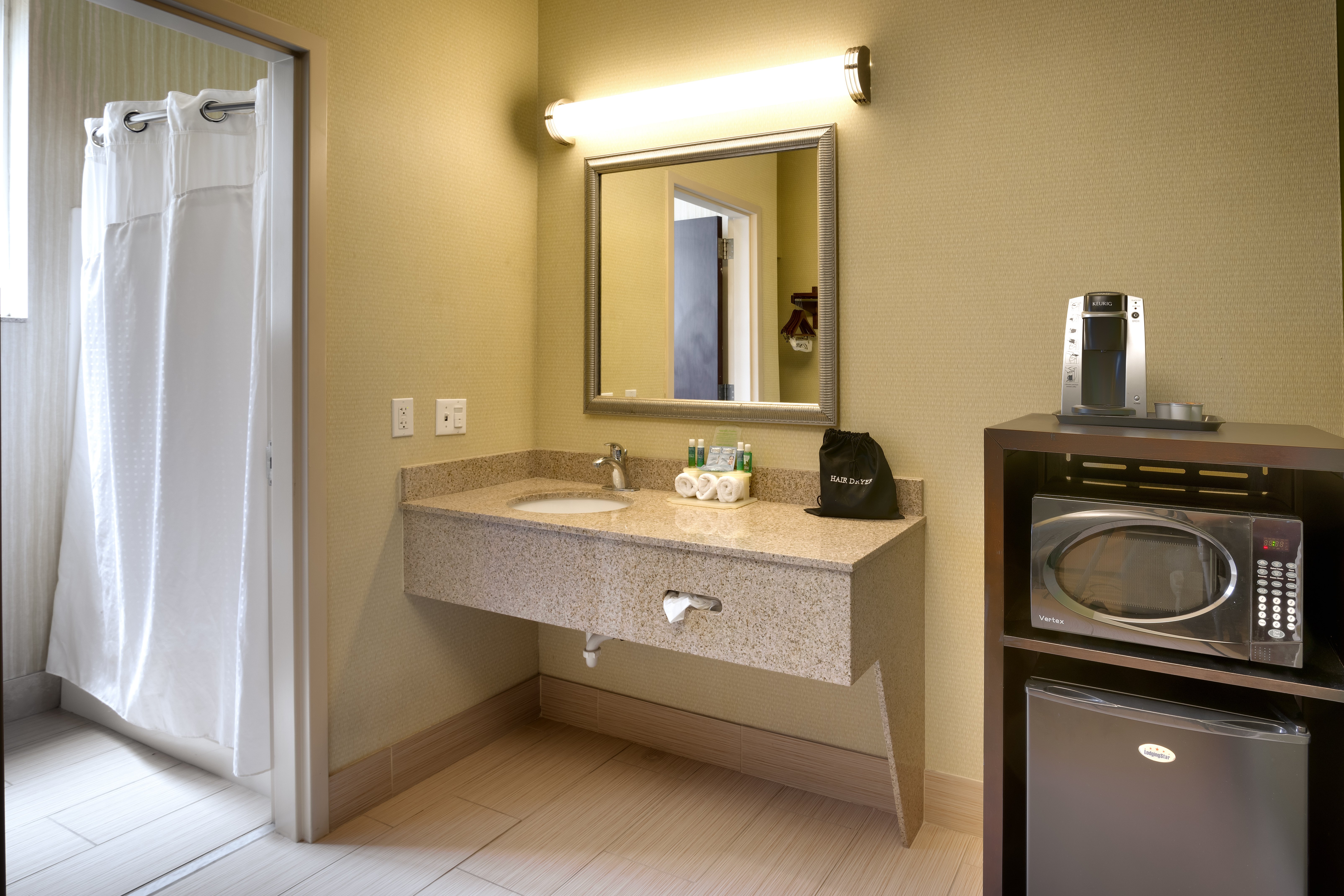 Holiday Inn Express Hotel And Suites American Fork North Provo 72/73