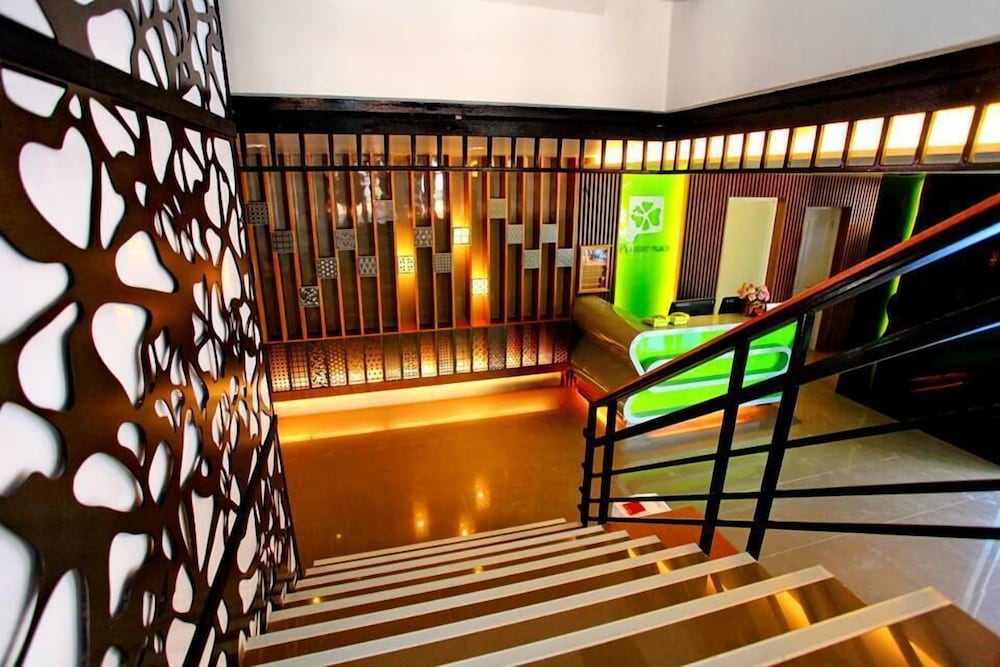 Tonkok Hotel 32/36