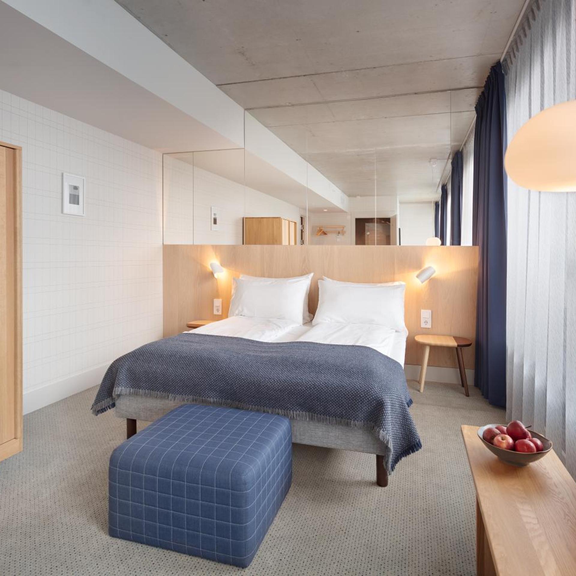 Junior Suite, Queen Bed