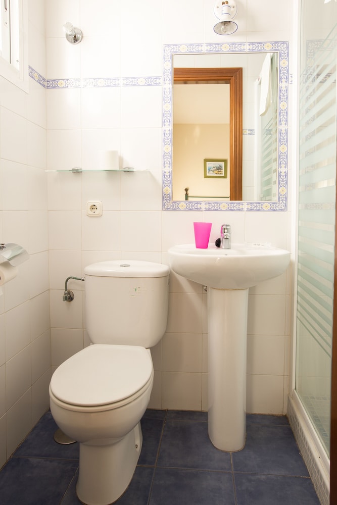 Hostal Apartamentos El Gallo 23/23