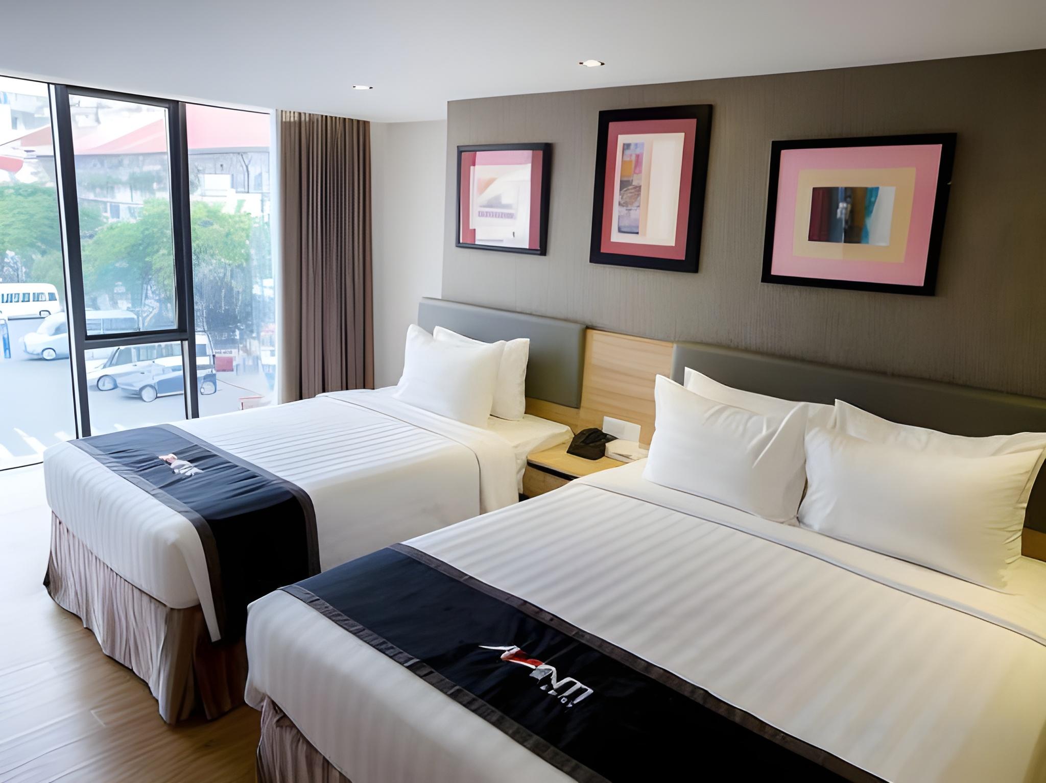Premier, Triple, Single Bed