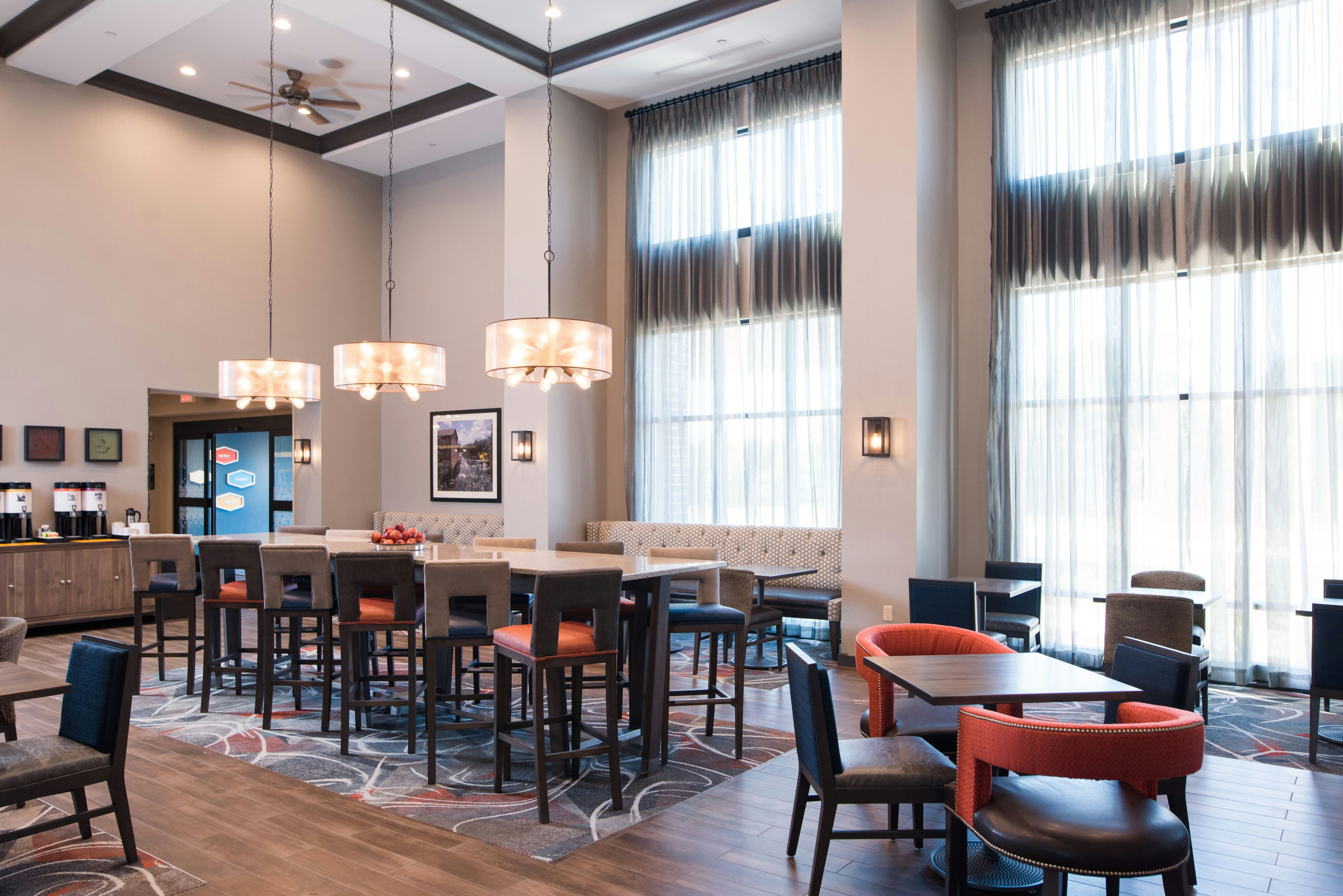 Hampton Inn Suites Wisconsin Dells Lake Delton 22/28