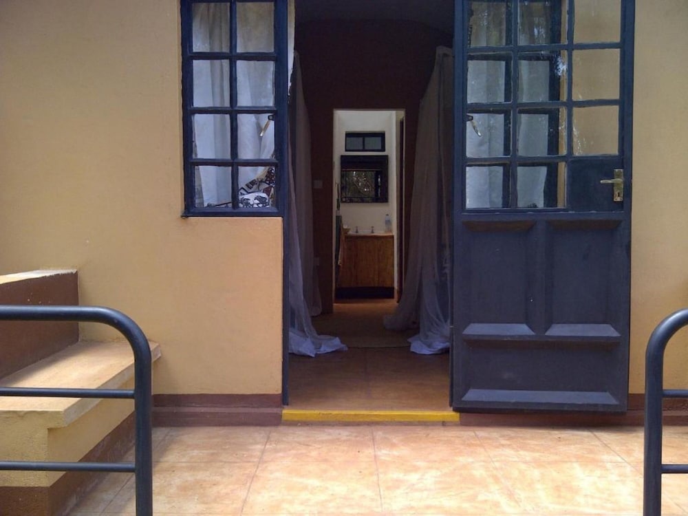 Octagon Lodge 33/50