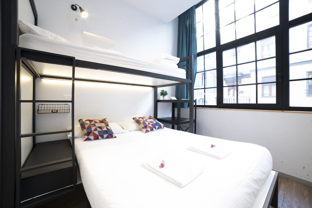 Koba Hostel 40/75