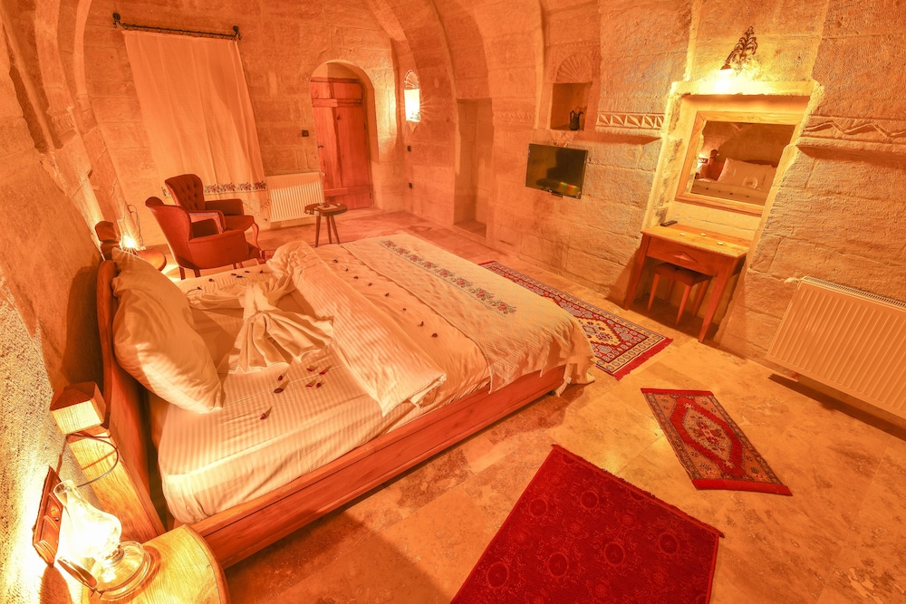 Mosaic Cave Hotel 14/50