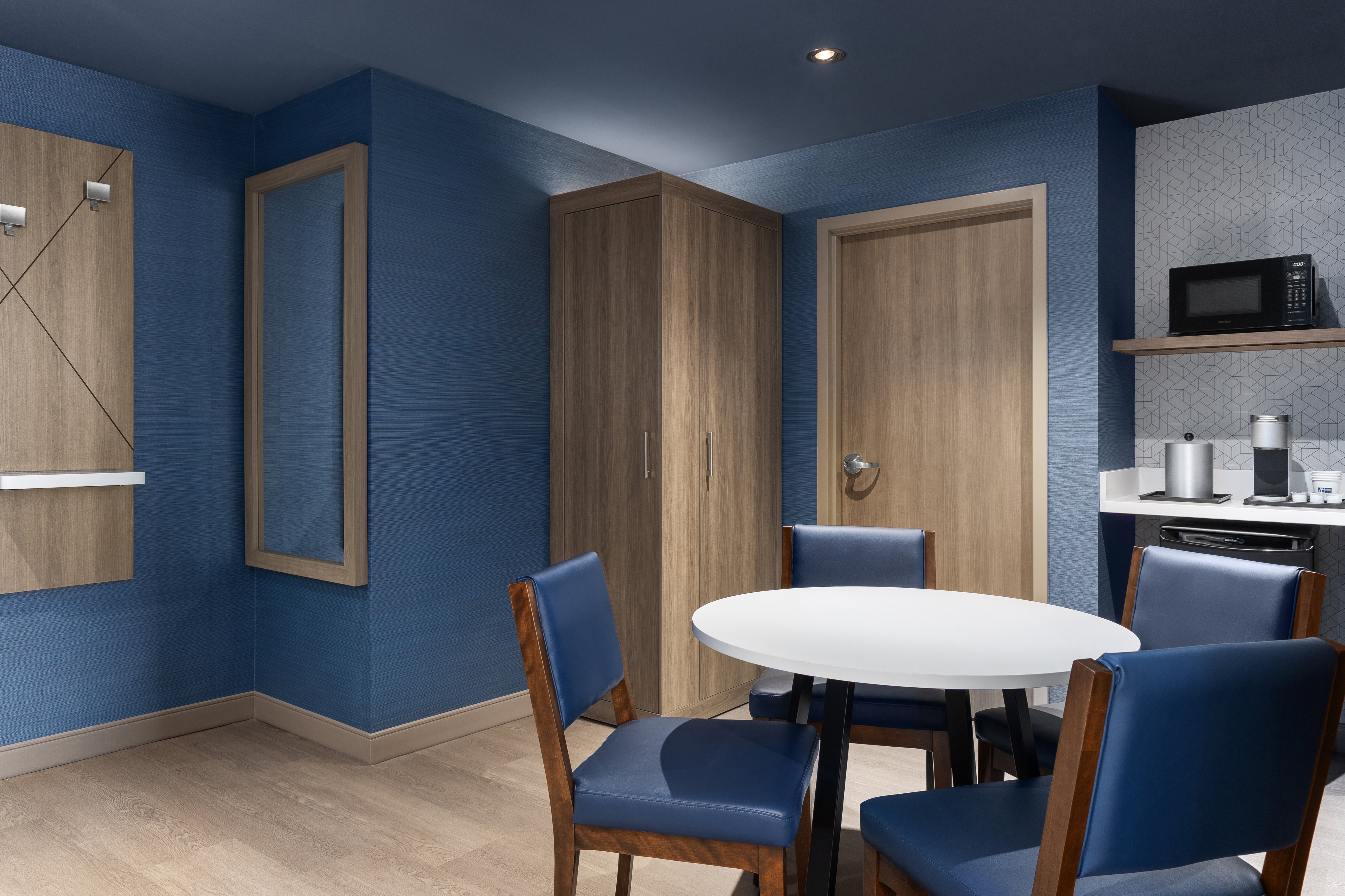 Holiday Inn Express MONTREAL AIRPORT - ST-LAURENT 42/62