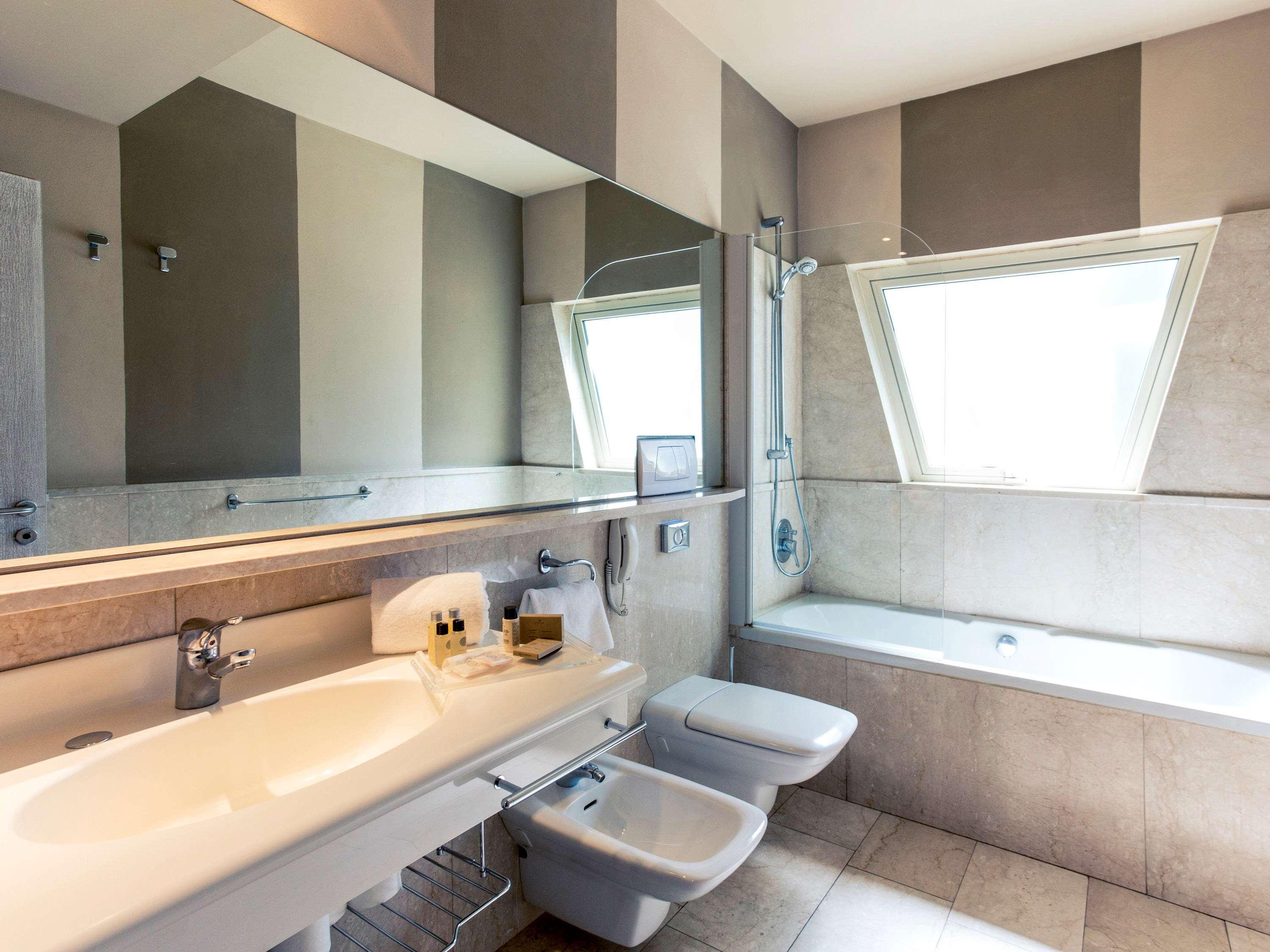 غرفة ديلوكس بسرير مزدوج، Mercure Tirrenia Green Park 3/3