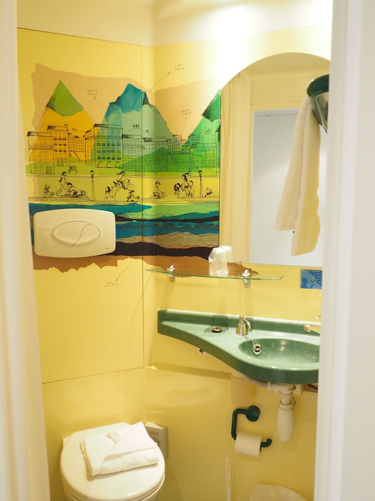 HOTEL DU SIMPLON 46/50