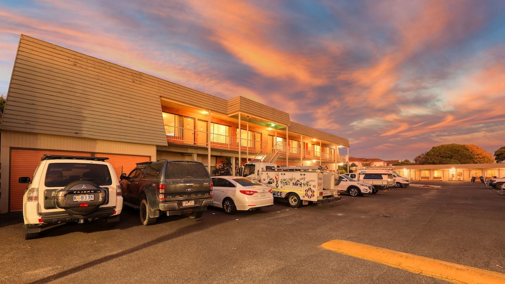 Sunrise Devonport 48/59