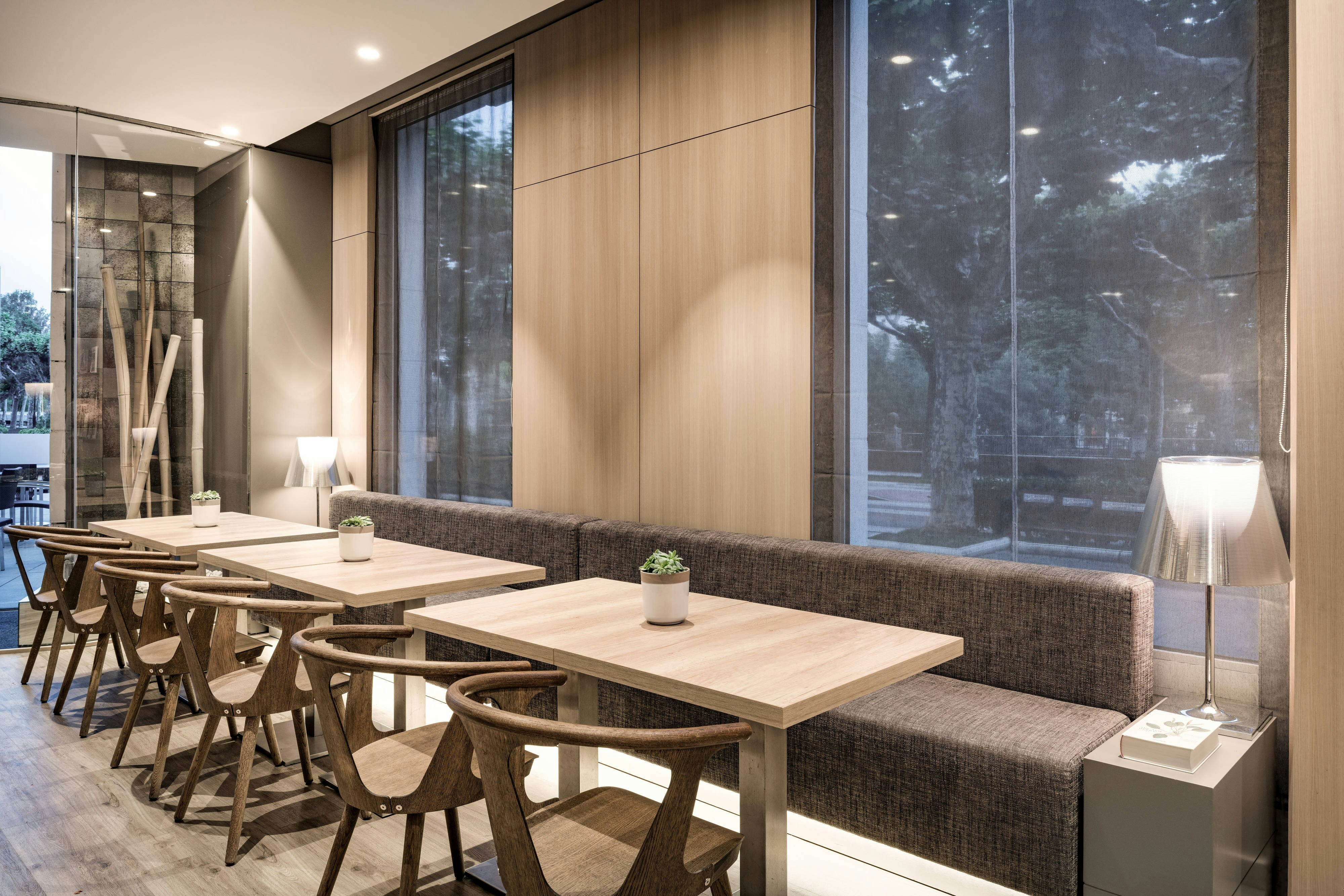 AC Hotel Burgos by Marriott 36/51