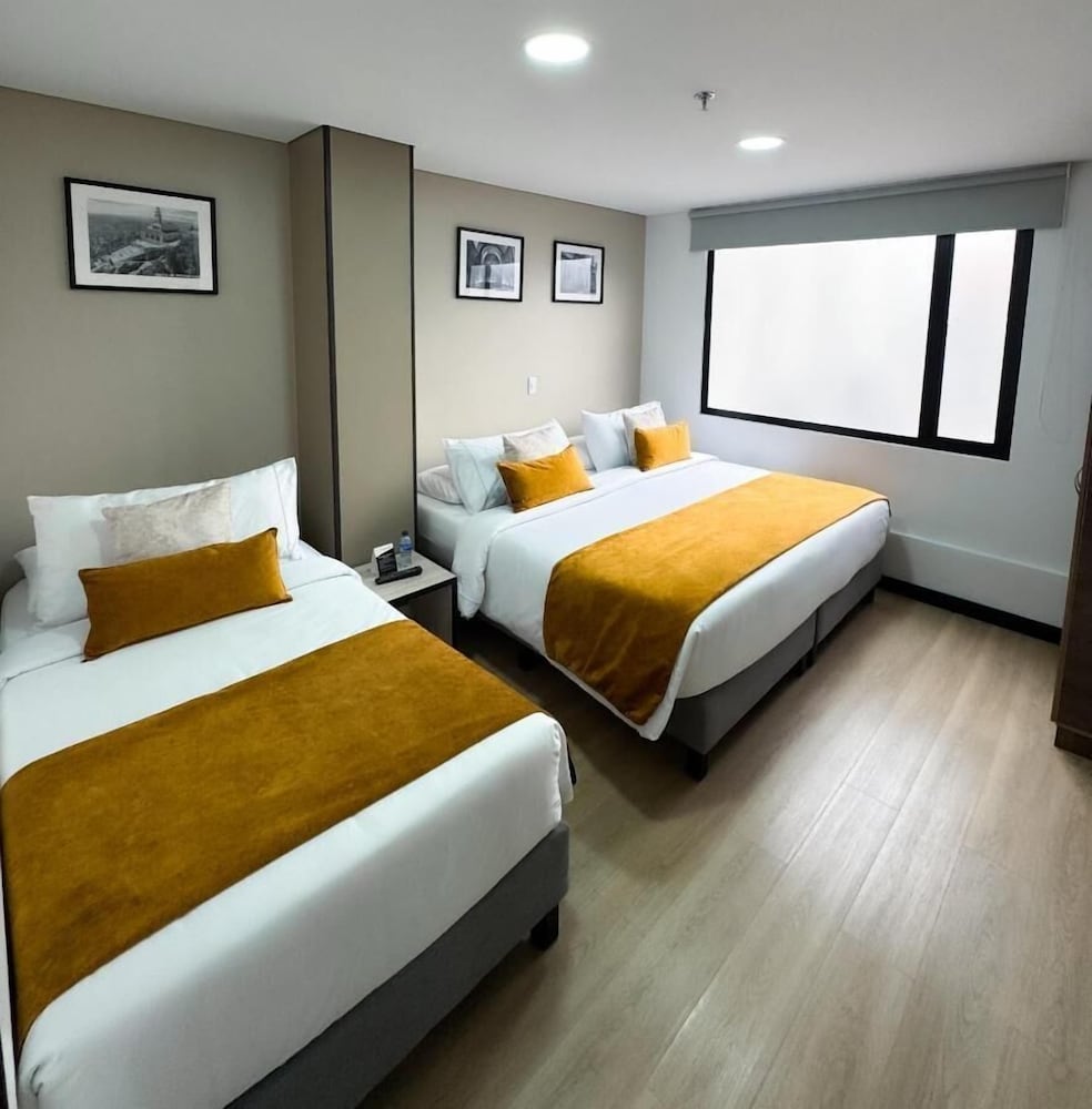 Hotel WLH Gold Bogota 5/17