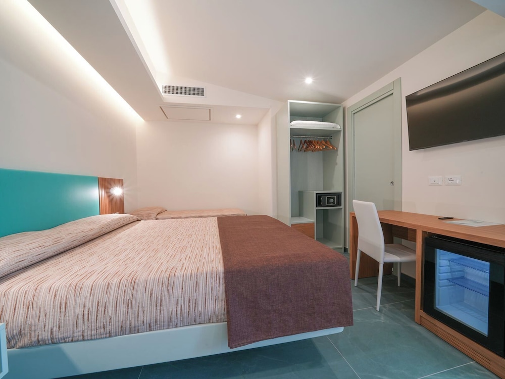 HOTEL MARINELLA(FORMERLY Luzia By Marinella) 11/49