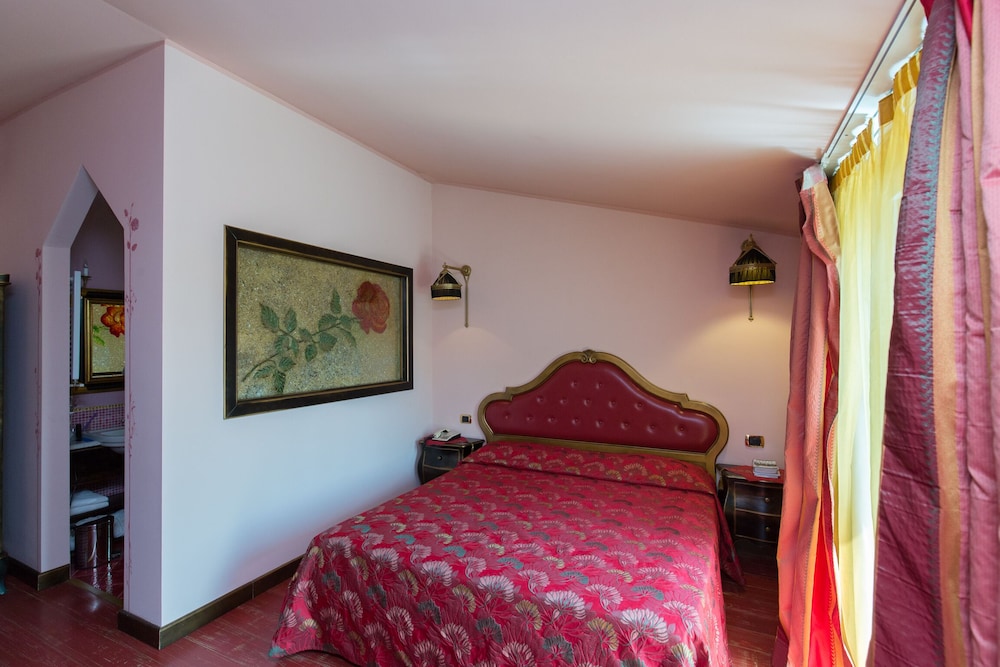 Hotel Serenella 11/73