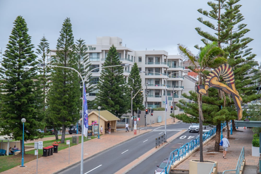 Dive Hotel Coogee Beach 49/53