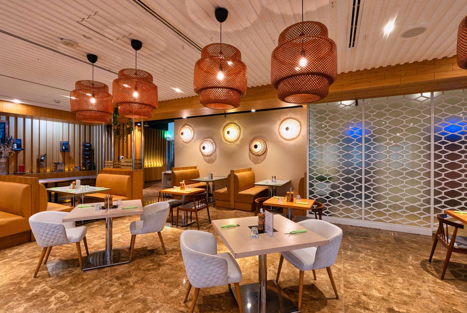 restaurant cafeteria