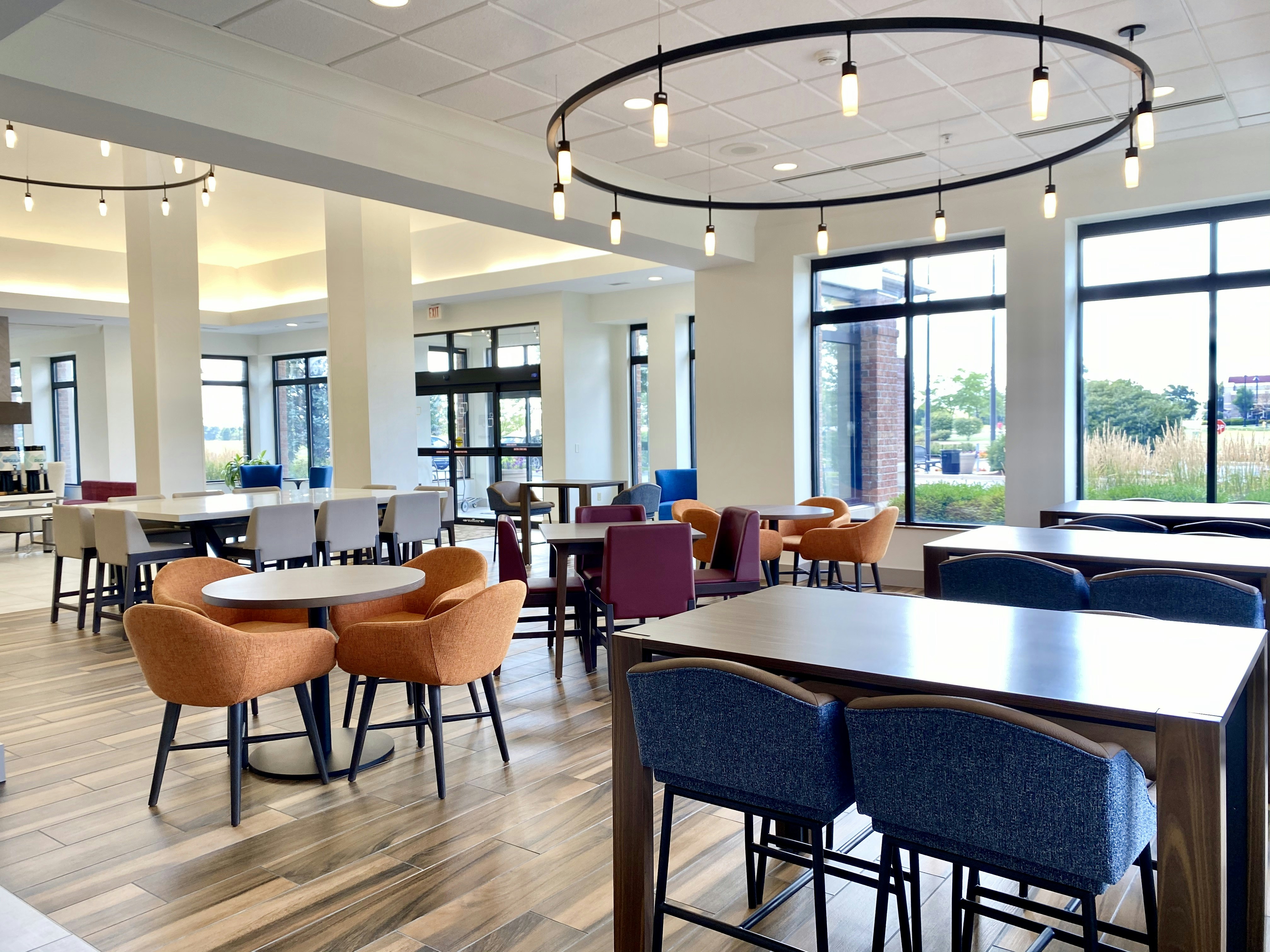Hilton Garden Inn Oconomowoc 50/74