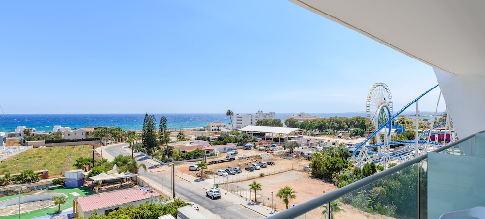 Tasia Maris Seasons Hotel (Adults only) 101/105