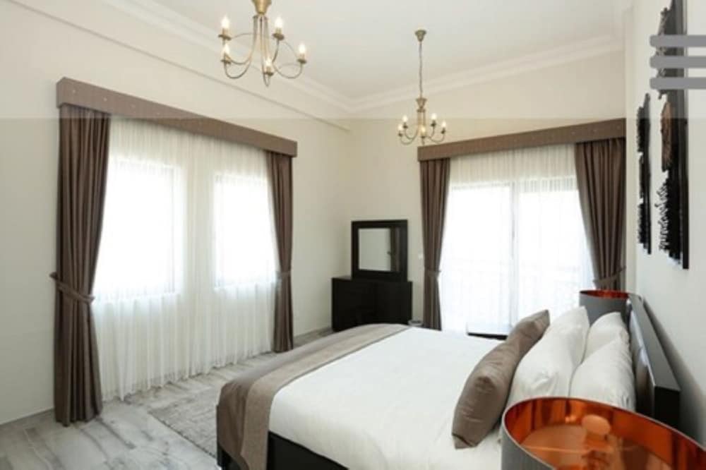 Marbella Holiday Homes 38/50
