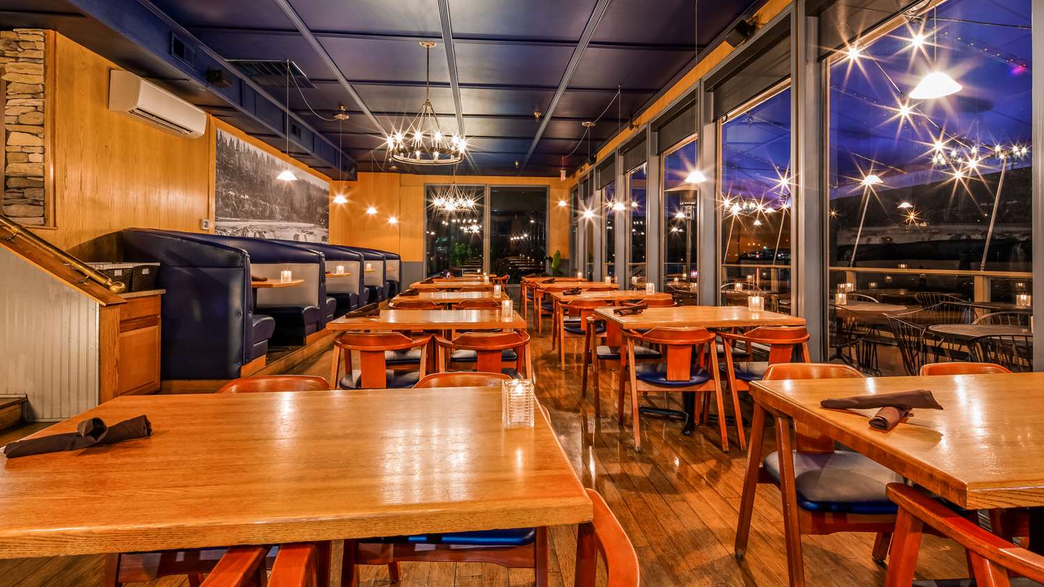 Best Western Plus Rivershore Hotel 23/28