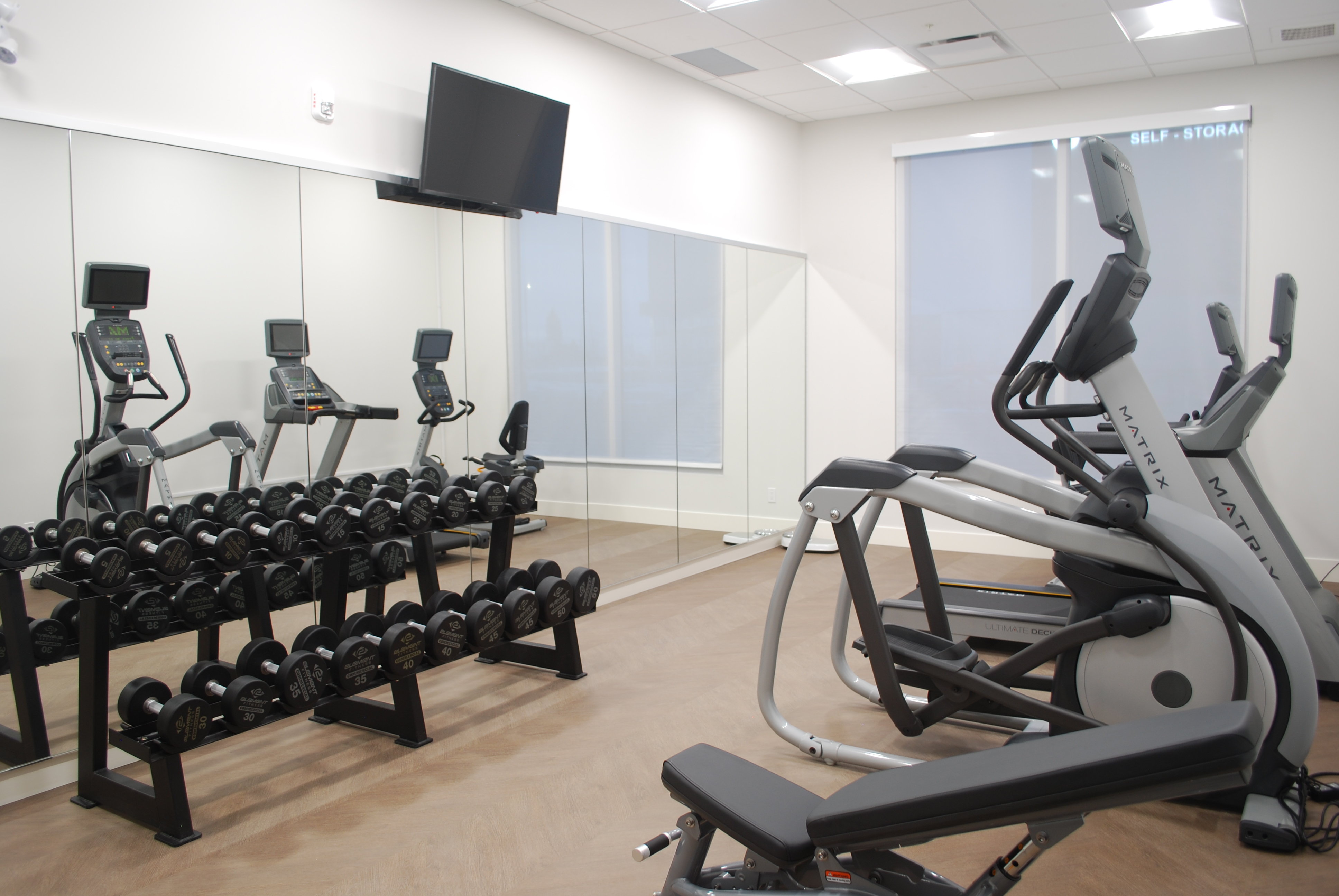 Holiday Inn Express Suites Edmonton N St Albert 43/72
